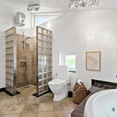 Prázdninový dům 3 Bedroom Beautiful In *