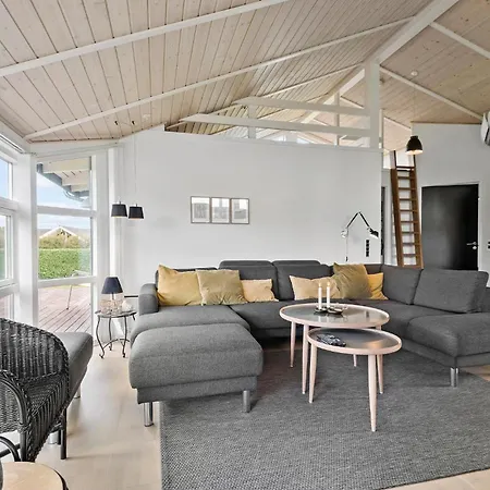 3 Bedroom Beautiful In *