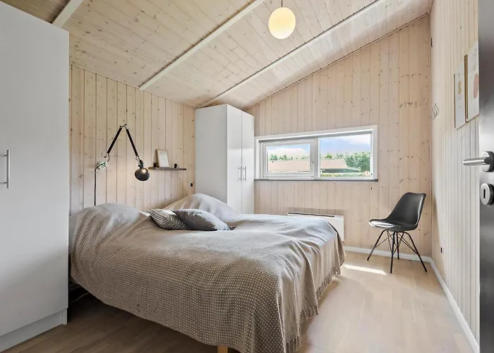 Feriehus 3 Bedroom Beautiful In